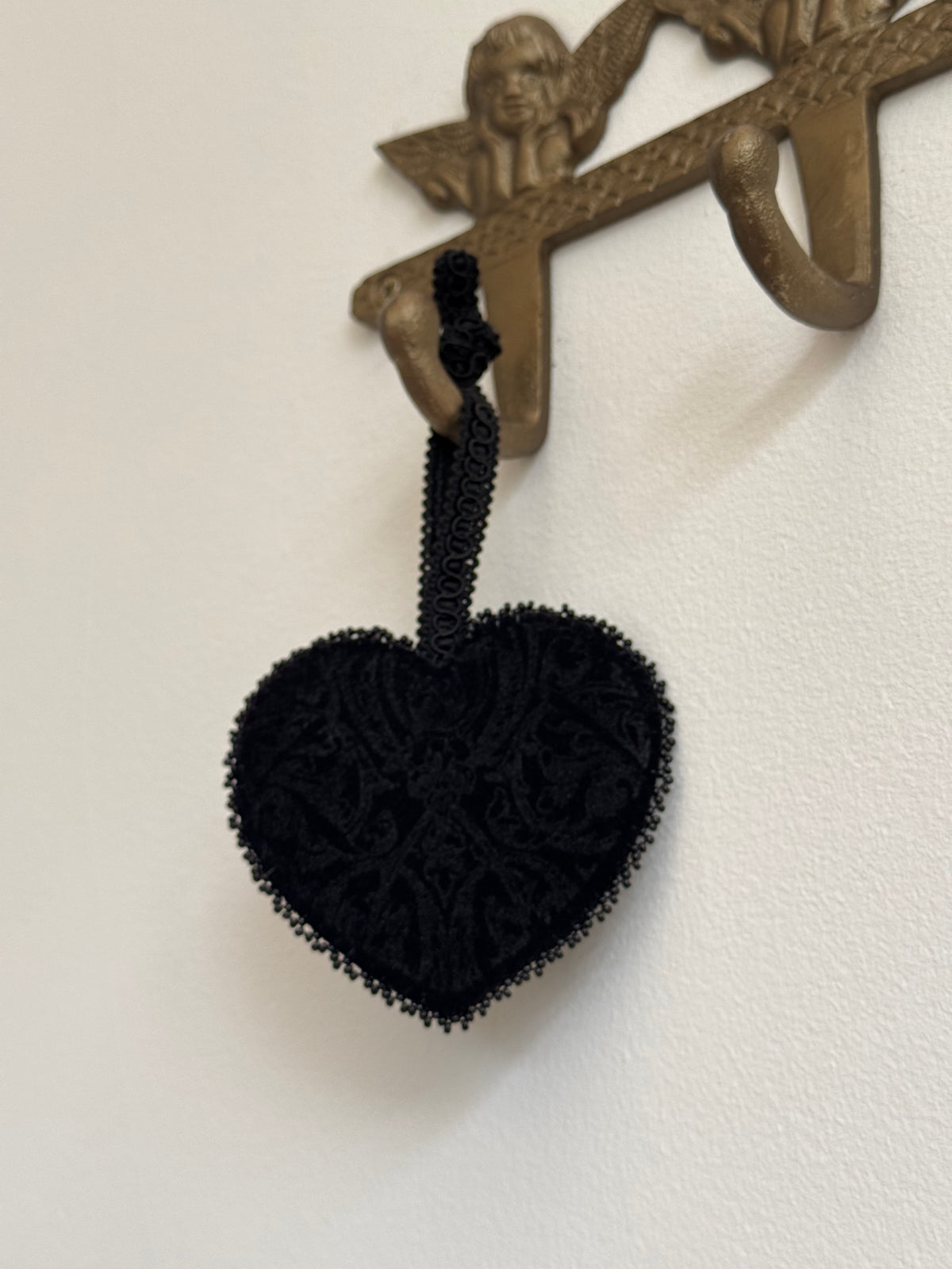 Tenebrae Embossed Black Velvet Ornament